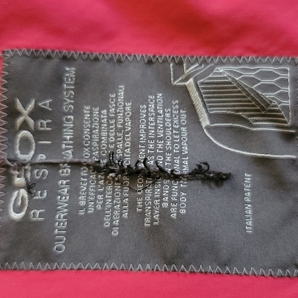 Geox Respira Hooded Thermal Jacket in Pink Rose Size Small - Picture 13 of 17